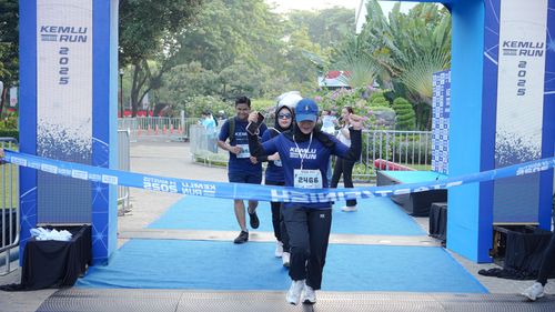 Race photo from KEMLU RUN 2025