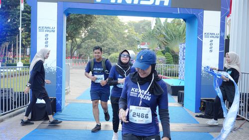 Race photo from KEMLU RUN 2025