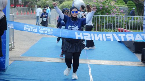 Race photo from KEMLU RUN 2025