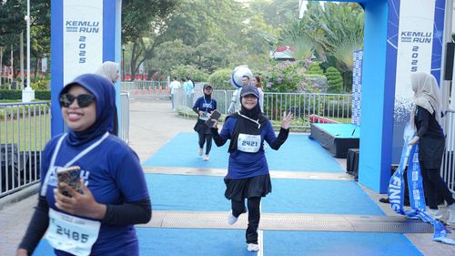 Race photo from KEMLU RUN 2025