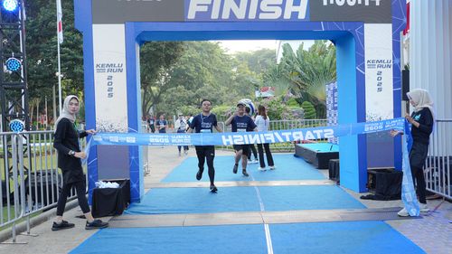 Race photo from KEMLU RUN 2025