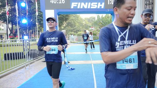 Race photo from KEMLU RUN 2025