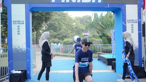 Race photo from KEMLU RUN 2025