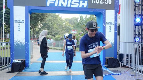 Race photo from KEMLU RUN 2025