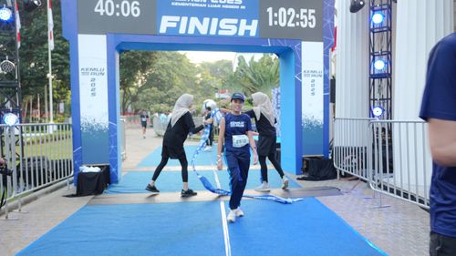 Race photo from KEMLU RUN 2025