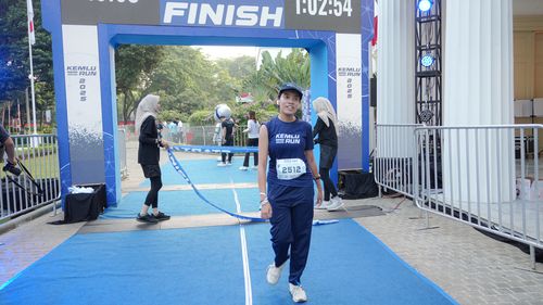 Race photo from KEMLU RUN 2025