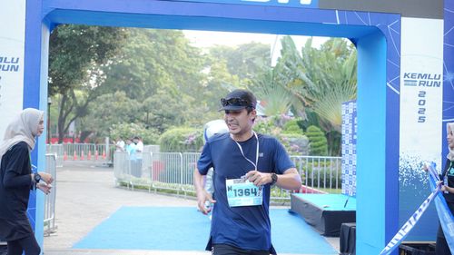 Race photo from KEMLU RUN 2025