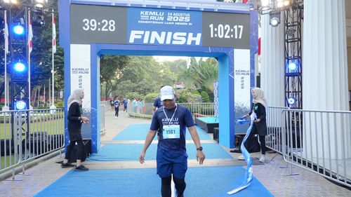 Race photo from KEMLU RUN 2025