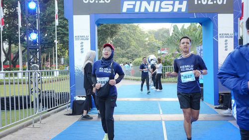 Race photo from KEMLU RUN 2025