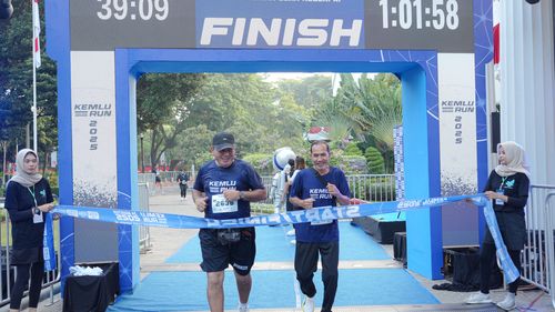 Race photo from KEMLU RUN 2025