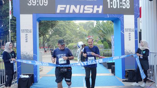 Race photo from KEMLU RUN 2025