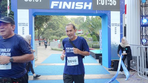 Race photo from KEMLU RUN 2025