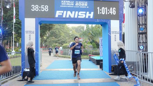 Race photo from KEMLU RUN 2025