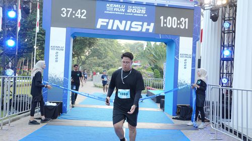 Race photo from KEMLU RUN 2025