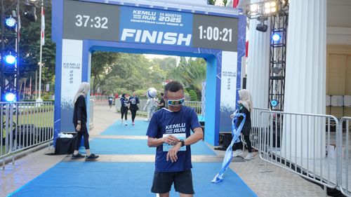 Race photo from KEMLU RUN 2025