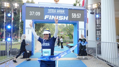 Race photo from KEMLU RUN 2025