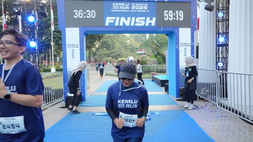 Race photo from KEMLU RUN 2025