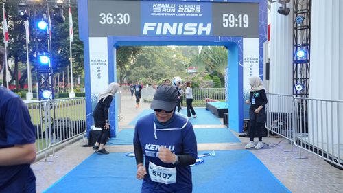 Race photo from KEMLU RUN 2025