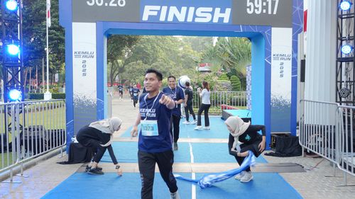 Race photo from KEMLU RUN 2025