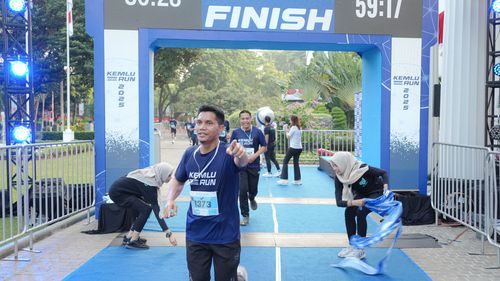 Race photo from KEMLU RUN 2025