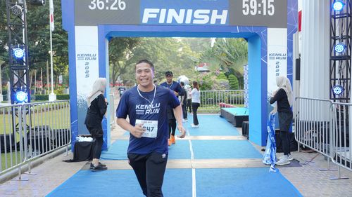 Race photo from KEMLU RUN 2025