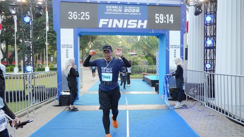 Race photo from KEMLU RUN 2025