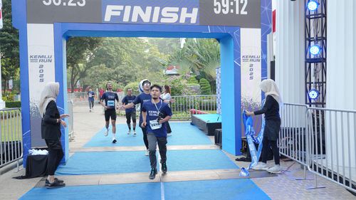 Race photo from KEMLU RUN 2025