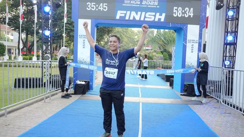Race photo from KEMLU RUN 2025