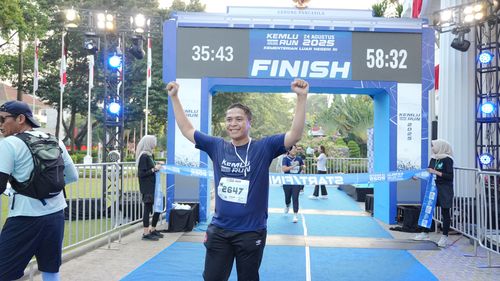Race photo from KEMLU RUN 2025