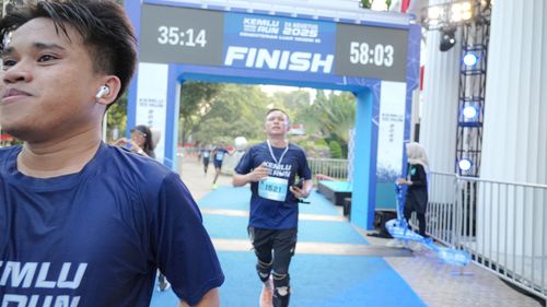 Race photo from KEMLU RUN 2025