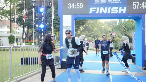 Race photo from KEMLU RUN 2025