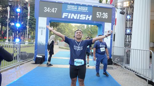 Race photo from KEMLU RUN 2025
