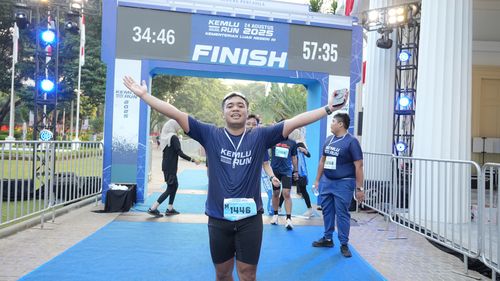 Race photo from KEMLU RUN 2025