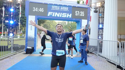 Race photo from KEMLU RUN 2025