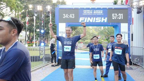 Race photo from KEMLU RUN 2025