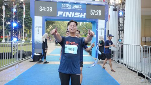 Race photo from KEMLU RUN 2025
