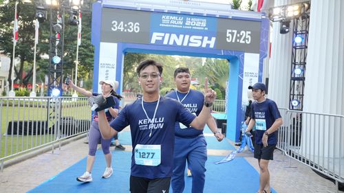 Race photo from KEMLU RUN 2025