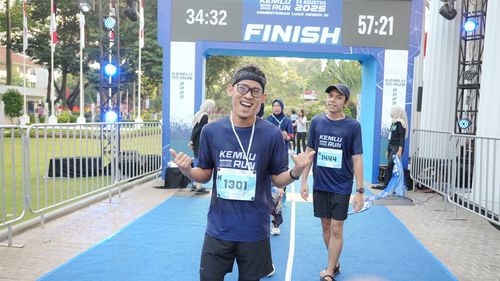 Race photo from KEMLU RUN 2025