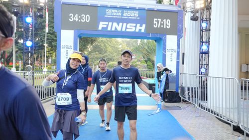 Race photo from KEMLU RUN 2025