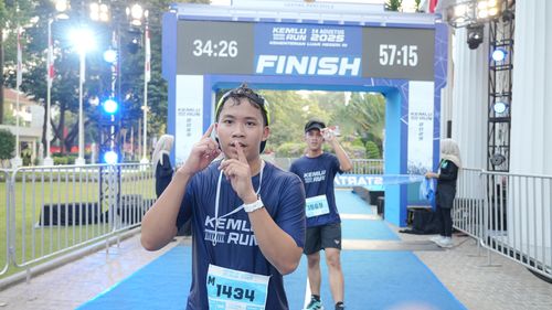 Race photo from KEMLU RUN 2025
