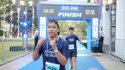 Race photo from KEMLU RUN 2025