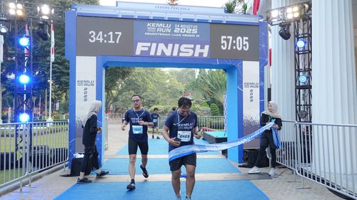 Race photo from KEMLU RUN 2025
