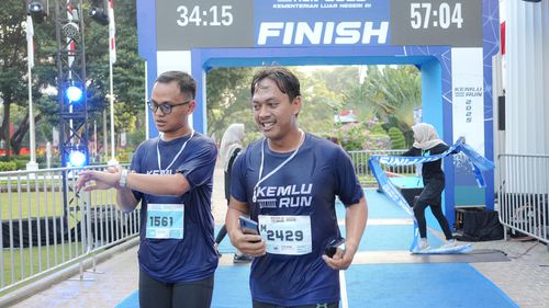Race photo from KEMLU RUN 2025