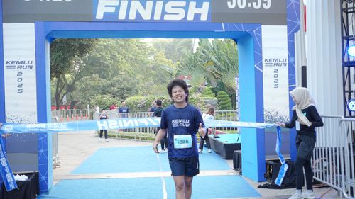 Race photo from KEMLU RUN 2025