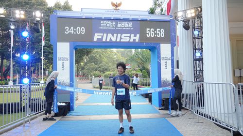 Race photo from KEMLU RUN 2025