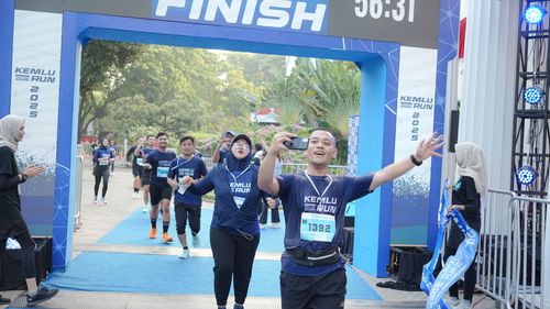 Race photo from KEMLU RUN 2025