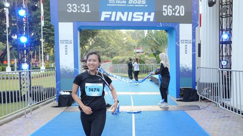 Race photo from KEMLU RUN 2025