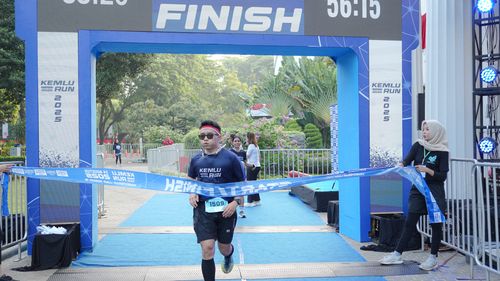 Race photo from KEMLU RUN 2025