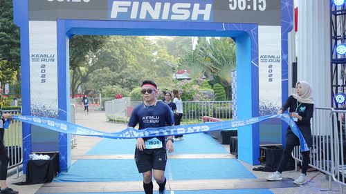 Race photo from KEMLU RUN 2025