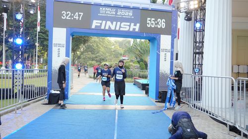 Race photo from KEMLU RUN 2025